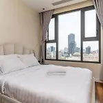 Steps To Vincom/Casino/D1/Pool/Gym/Netflix/3Beds