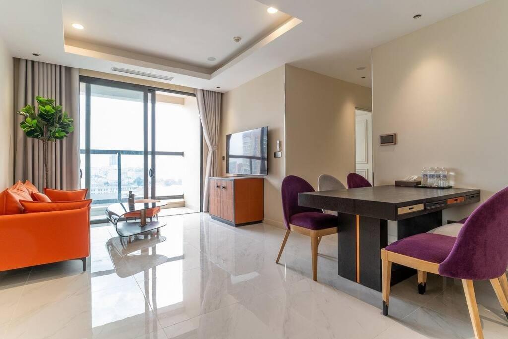 Steps To Vincom/casino/d1/pool/gym/netflix/3beds