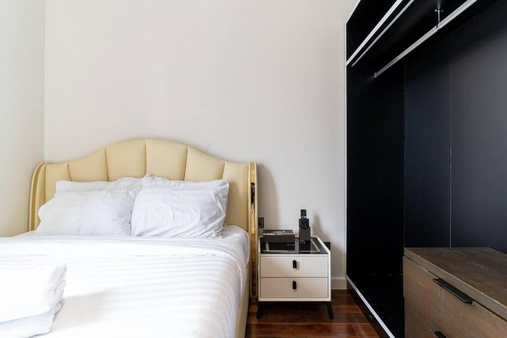 Steps To Vincom/casino/d1/pool/gym/netflix/3beds * TP. Hồ Chí Minh